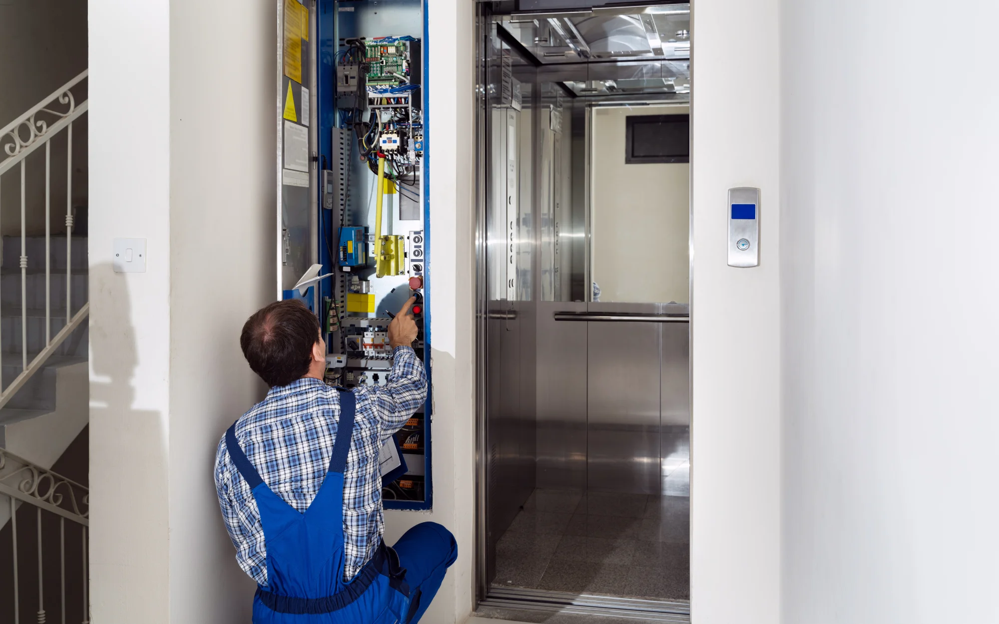 Elevator Maintenance Service Img 2